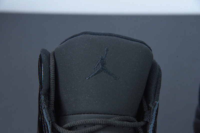 AIR JORDAN 13 RETRO 