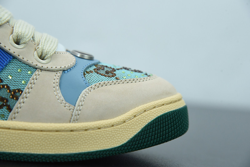 G*u*i sneaker