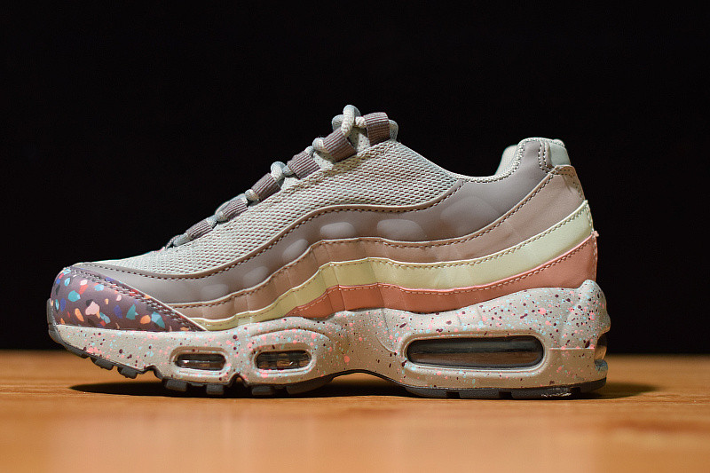 NIKE AIR MAX 95 SE 