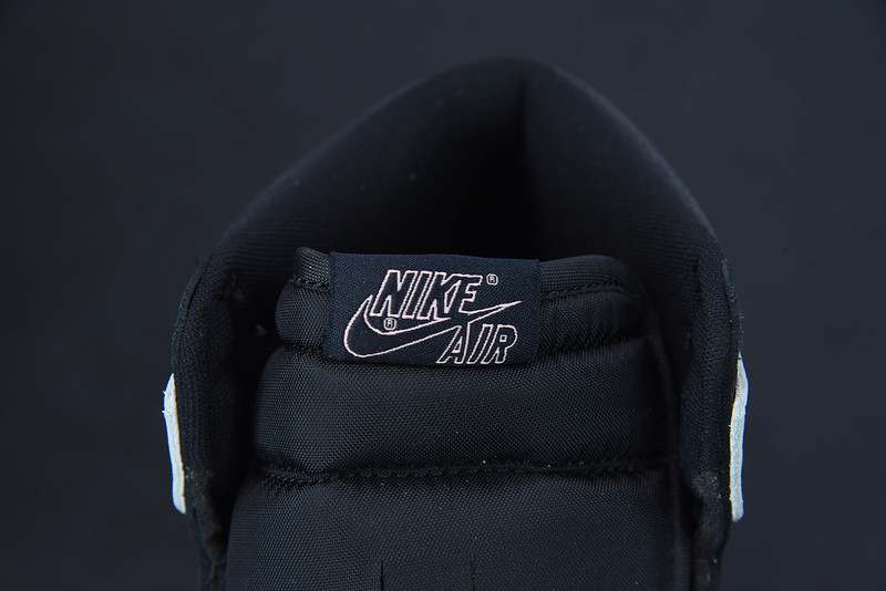 AIR JORDAN 1 HIGH OG “STAGE HAZE” 555088-108