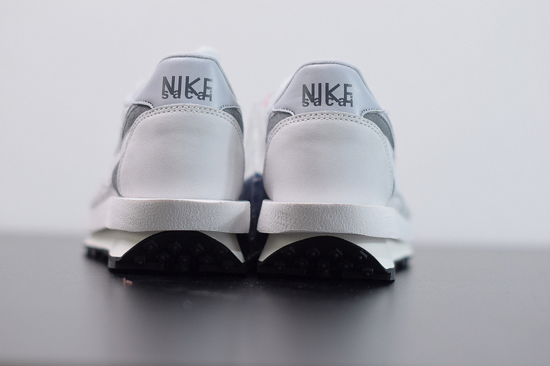 NIKE SACAI X LDV WAFFLE 