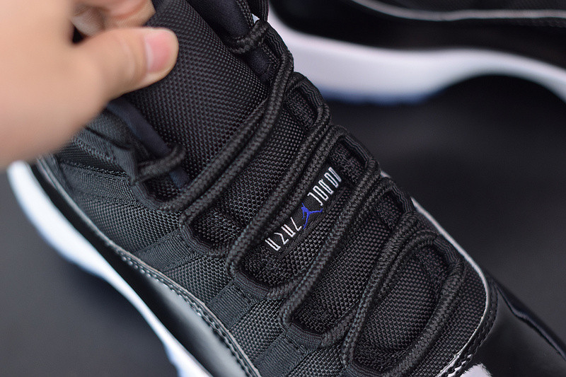 AIR JORDAN 11 RETRO "SPACE JAM 2016 RELEASE" 378037-003