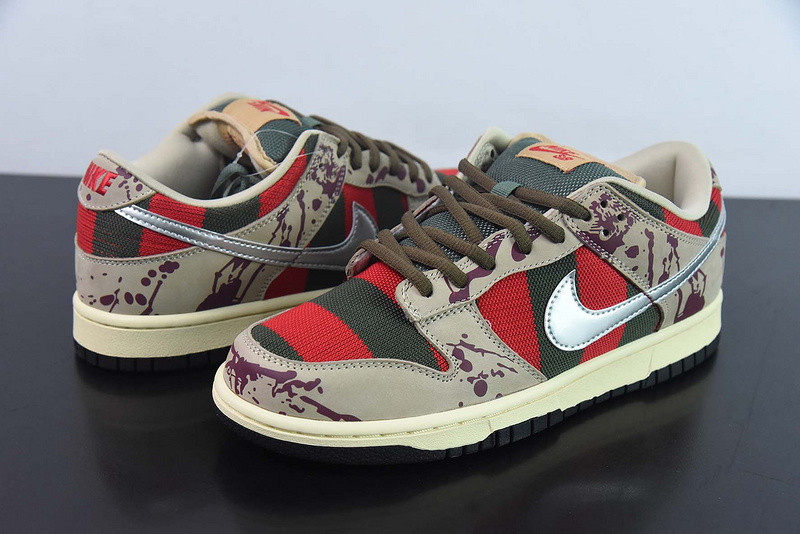 NIKE DUNK LOW PRO SB 