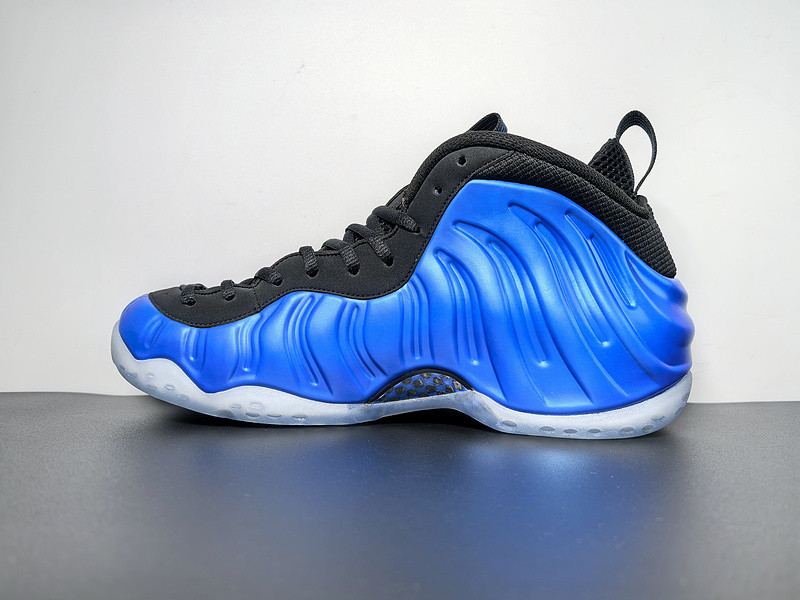 Nike Air Foamposite One “Royal” aka “International Blue”  FQ8181-511