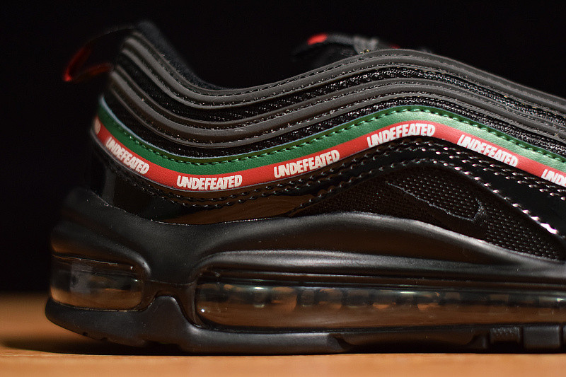 NIKE AIR MAX 97 OG/UNDFTD "UNDEFEATED" AJ1986-001