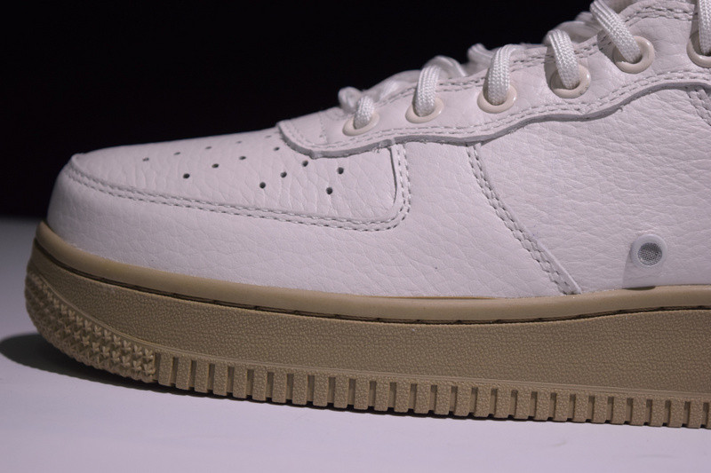 NIKE AIR FORCE 1 MID 