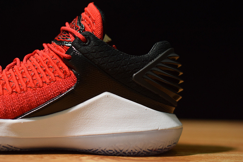 AIR JORDAN 32 LOW PF 