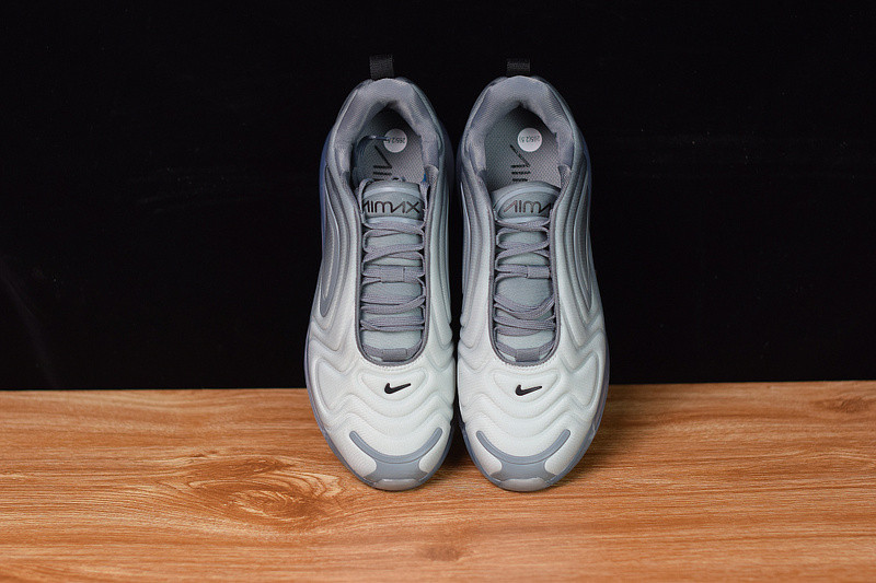 NIKE AIR MAX 720 
