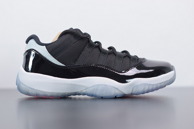 AIR JORDAN 11 RETRO LOW  ''INFRARED 23'' 528895-023