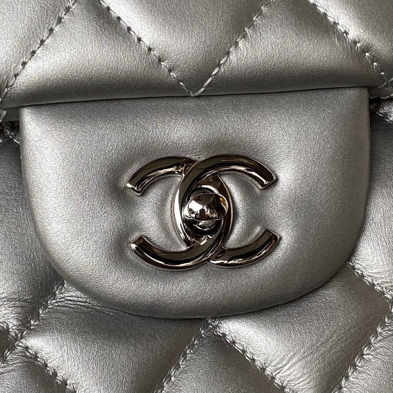 Ch*el purse