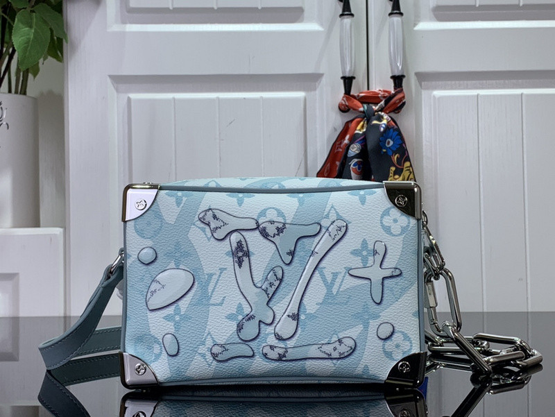 LVT PURSE