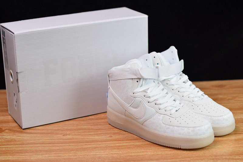 NIKE AIR FORCE 1 HIGH 