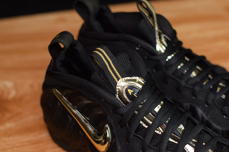 NIKE AIR FOAMPOSITE  PRO  