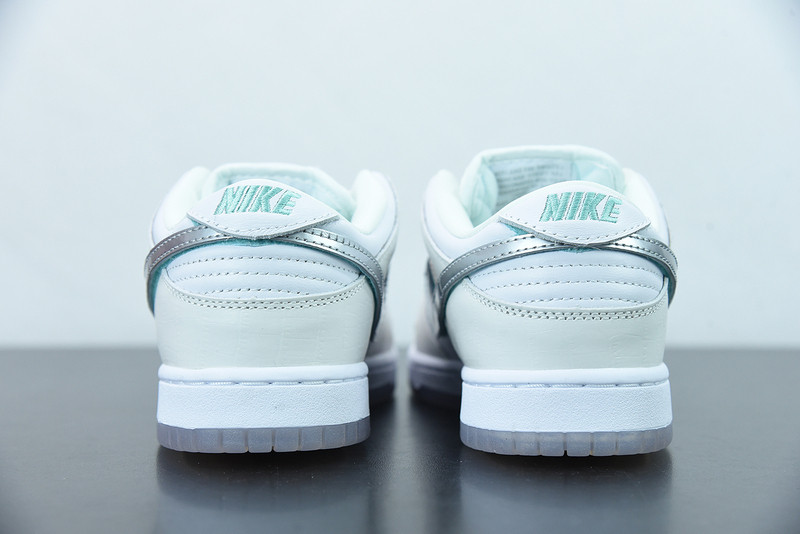 nike sb dunk low Di*m*nd supply co white Di*m*nd bv1310-100