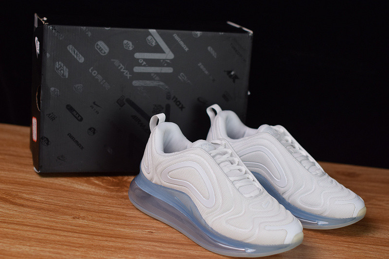 NIKE AIR MAX 720 