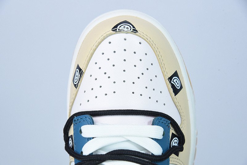 NIKE DUNK LOW SE "FREE .99“