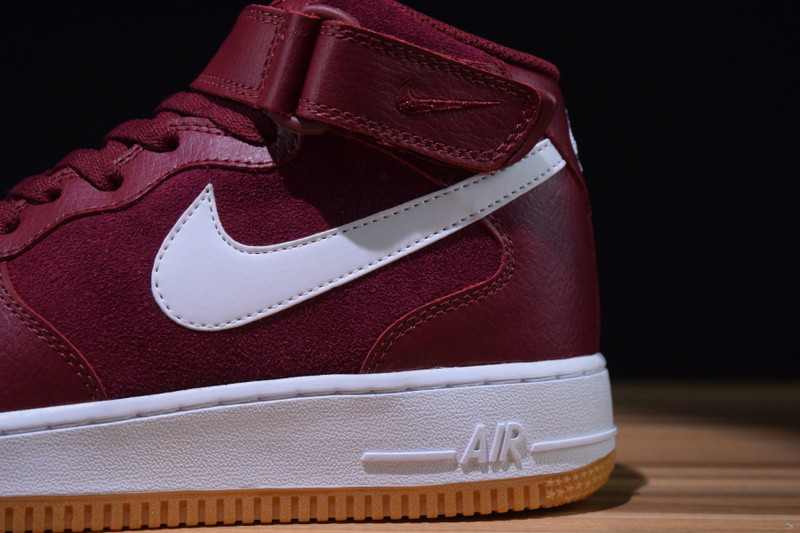 NIKE AIR FORCE 1 MID 
