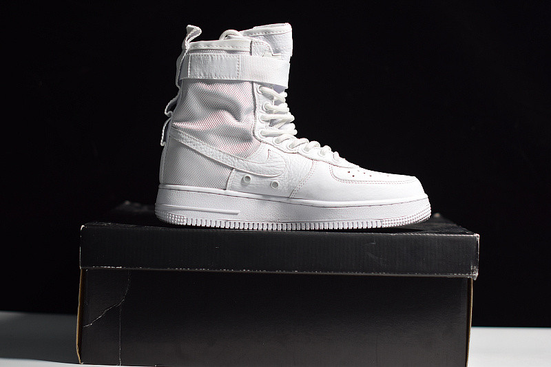 NIKE AIR FORCE 1 QS "SPECIAL FIELD" 903270-100