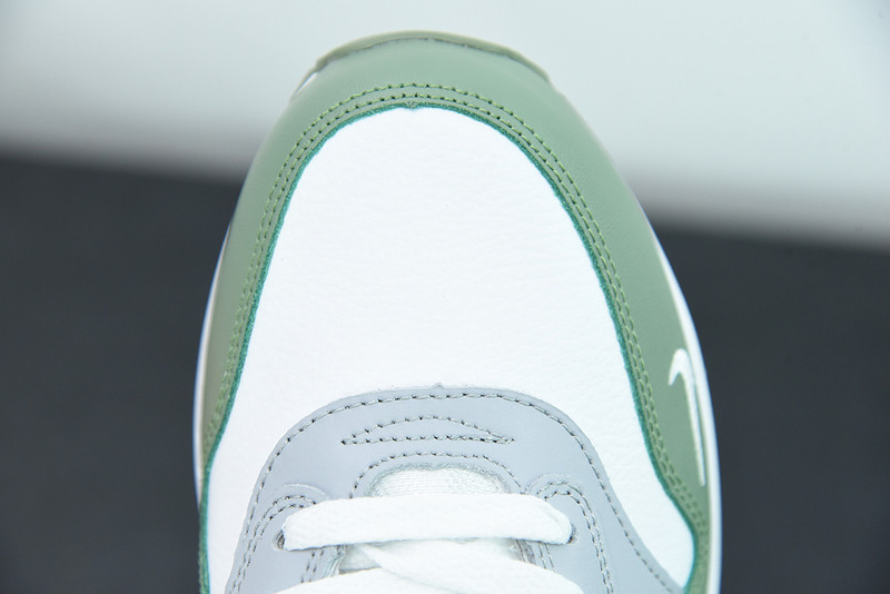 NIKE AIR MAX 1 PREMIUM 