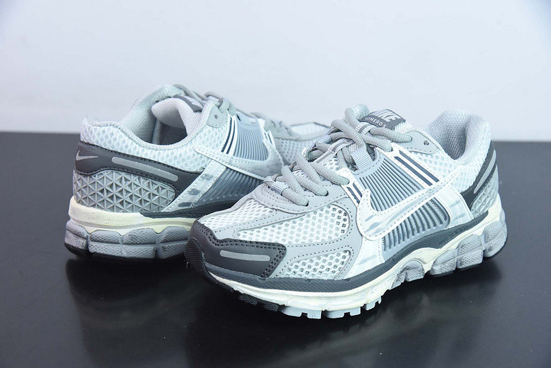 Nike Zoom Vomero 5 "Wolf Grey" FD9919-001