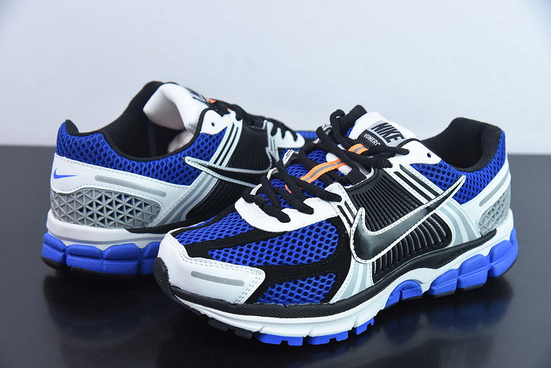 Nike Air Zoom Vomero 5 SE SP 