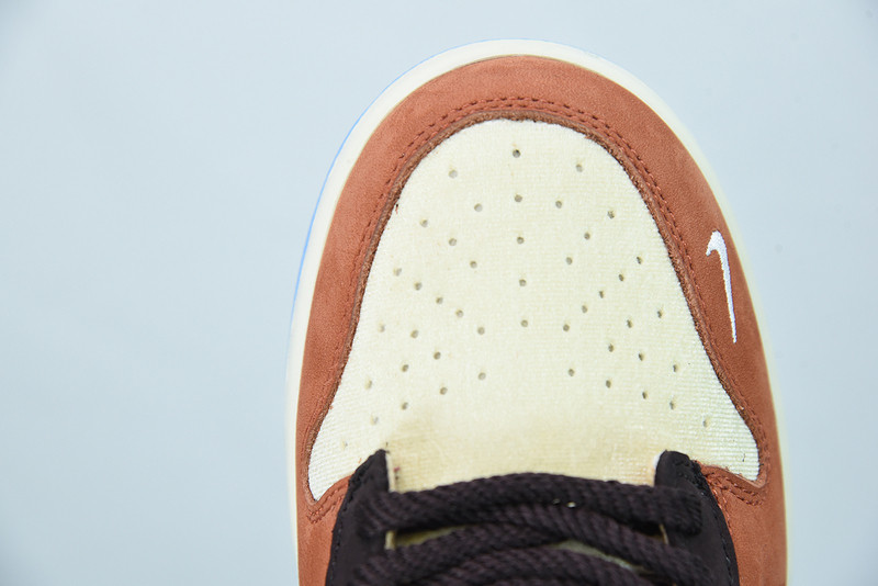 NIKE SOCIAL STATUS X DUNK MID 