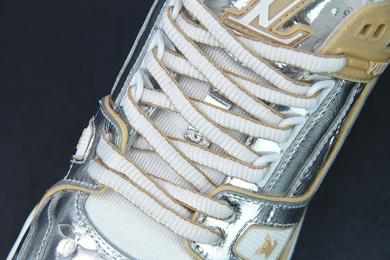 LVT SNEAKERS