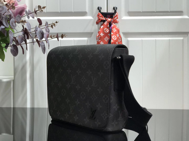 LVT PURSE