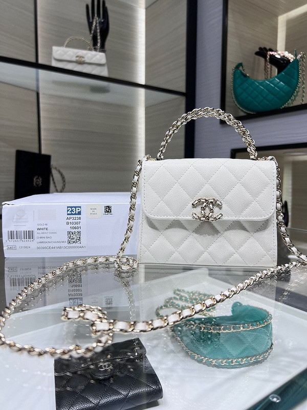 Ch*el purse