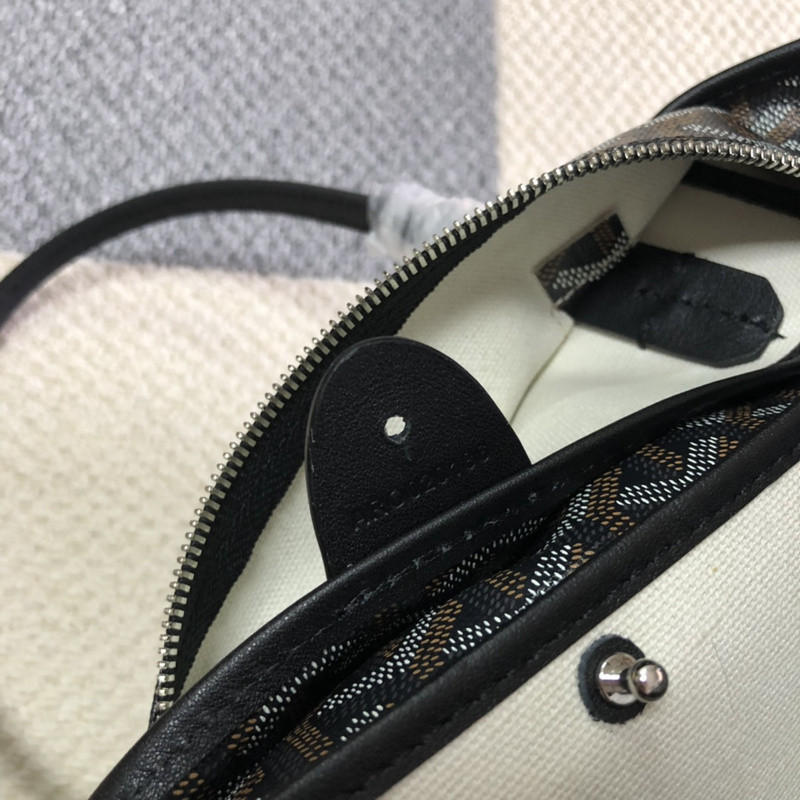 Go*ard purse