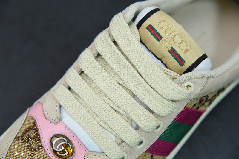 G*u*i sneaker