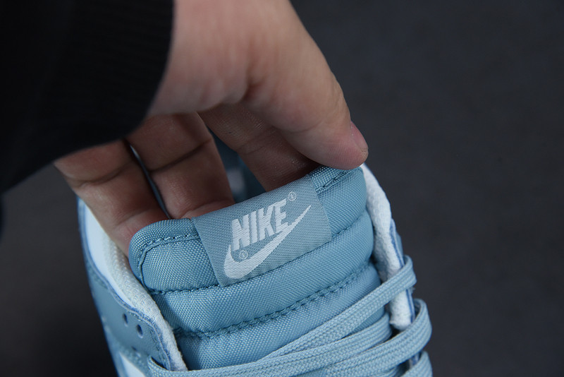 NIKE SB DUNK LOW “BLUE PAISLEY" DH4401-101