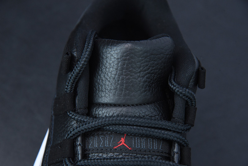 AIR JORDAN 11 RETRO LOW 