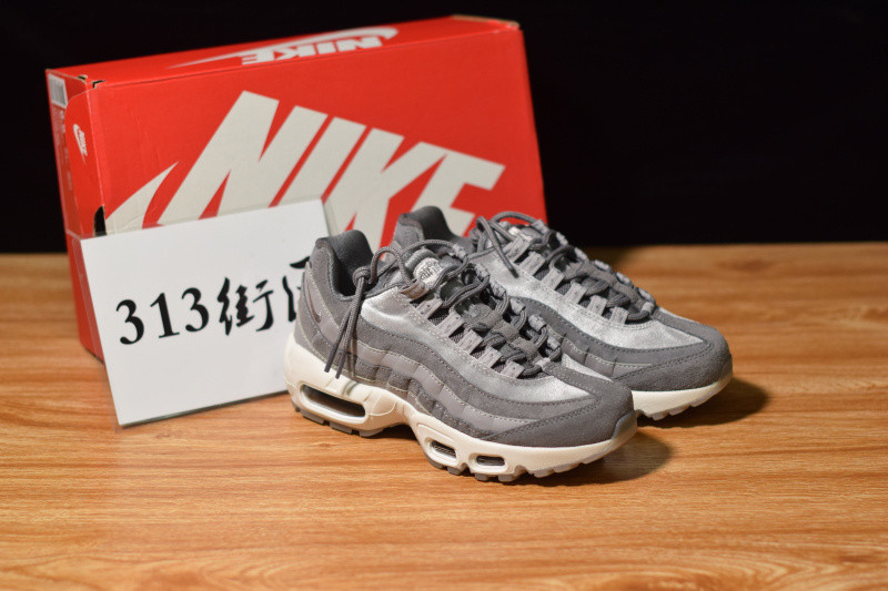 NIKE AIR MAX 95 LX 