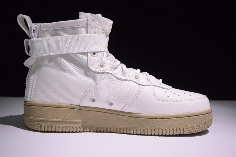 NIKE AIR FORCE 1 MID 