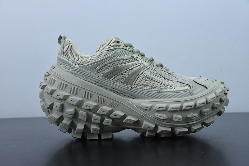 BC DEFENDER RUBBER PLATFORM SNEAKERS