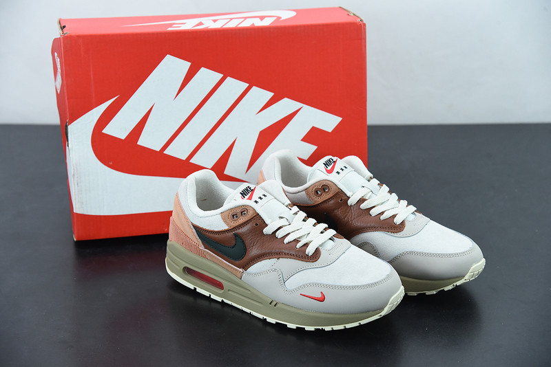 NIKE AIR MAX 1 CITY PACK 