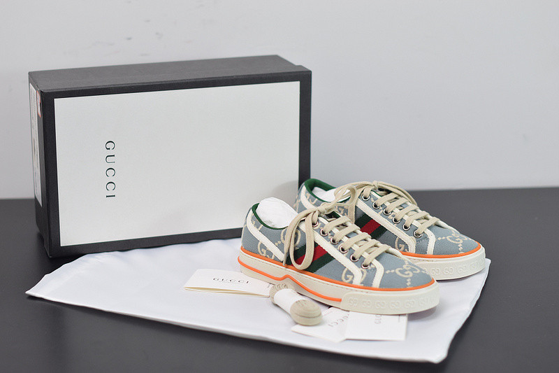 G*u*i ace embroidered low-top sneaker