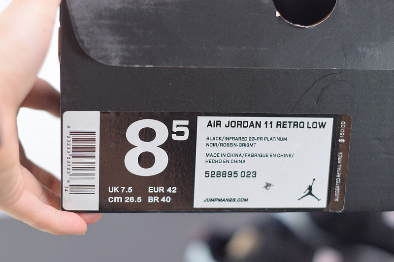 AIR JORDAN 11 RETRO LOW  