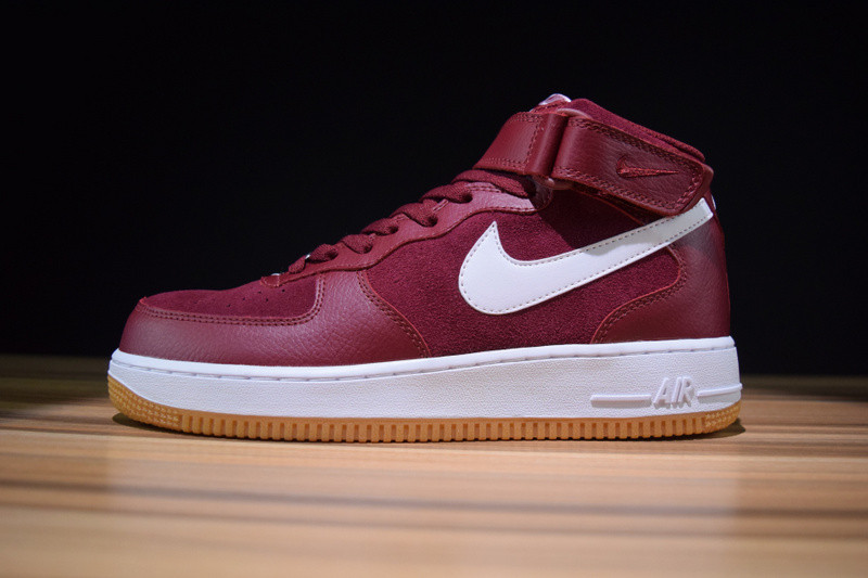 NIKE AIR FORCE 1 MID 