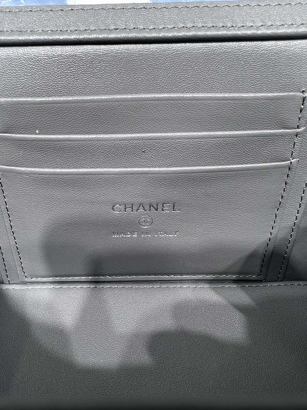 Ch*el purse