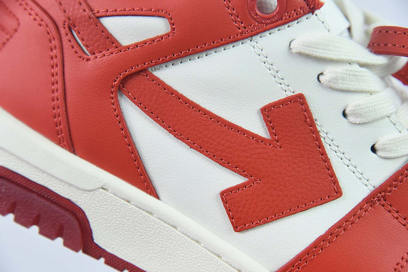 OF™ C/O VIRGIL ABLOH OUT OF OFFICE LOW-TOP LEATHER SNEAKERS ‘OOO“