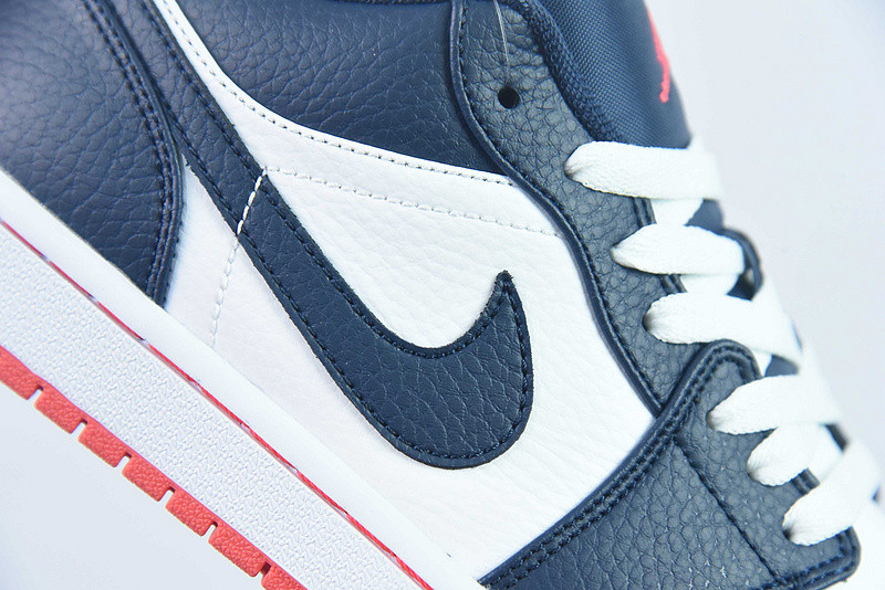 Air Jordan 1 Retro Low 