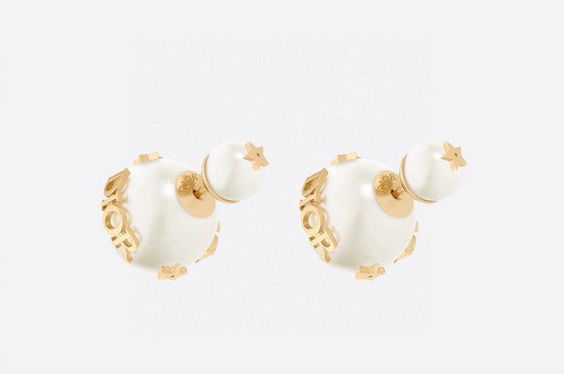 D10r earring