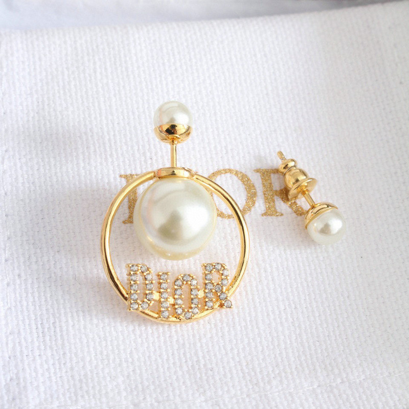 D10r earring