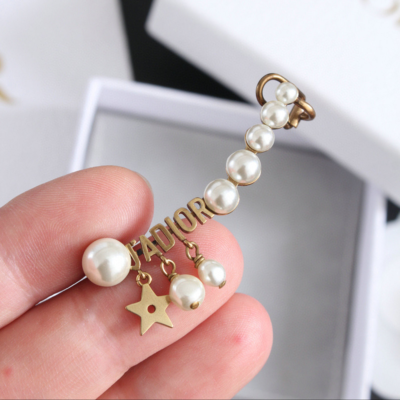 D10r earring