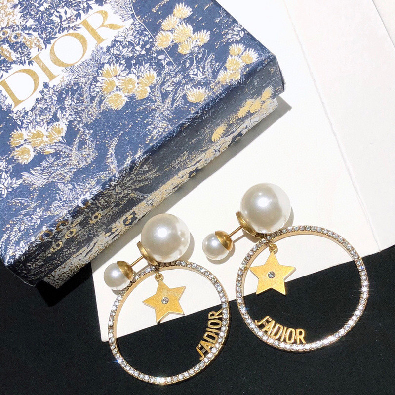 D10r earring