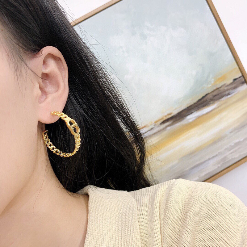 D10r earring