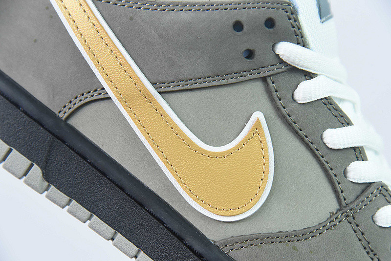 Nike SB Dunk Low Grey Lobster BV1310-105