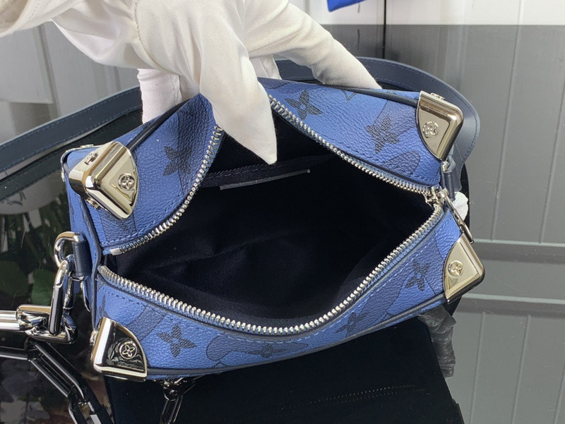 LVT PURSE